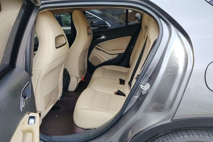 Used Mercedes-Benz GLA 2016 GLA 220 4MATIC Fashion Edition Left Rear Seat