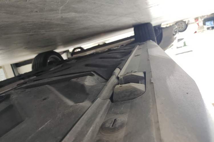 Used Mercedes-Benz GLA 2016 GLA 200 Sport Edition Left Side Sill