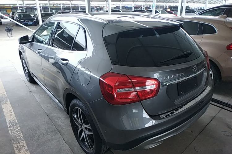 Used Mercedes-Benz GLA 2016 GLA 200 Fashion Model Rear Left 45 Deg