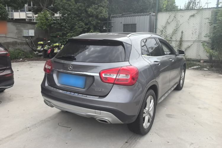 Used Mercedes-Benz GLA 2016 GLA 200 Sport Edition Rear Right 45 Deg