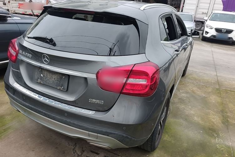 Used Mercedes-Benz GLA 2016 GLA 200 Fashion Model Rear Right 45 Deg