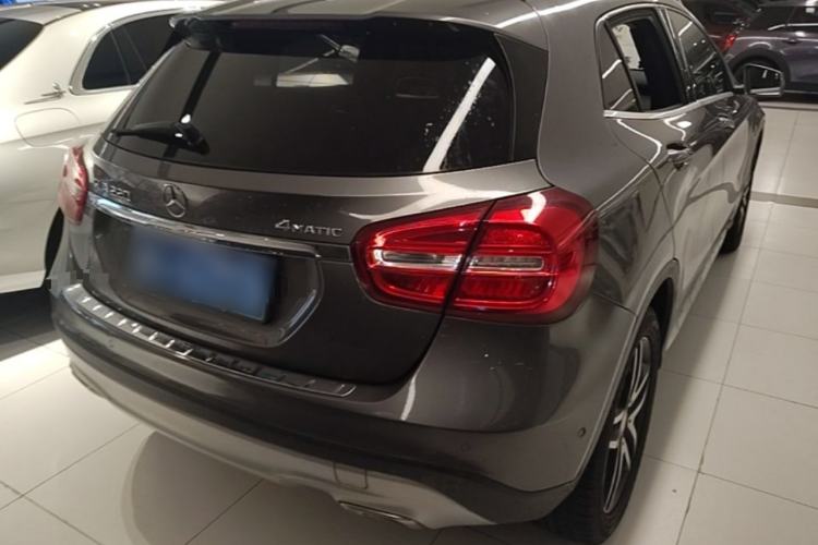 Used Mercedes-Benz GLA 2016 GLA 220 4MATIC Fashion Edition Rear Right 45 Deg