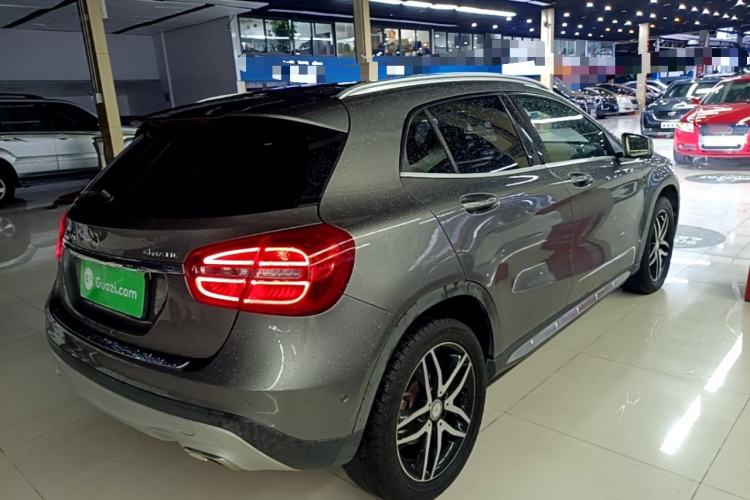 Used Mercedes-Benz GLA 2016 GLA 220 4MATIC Fashion Edition Rear Right 45 Deg