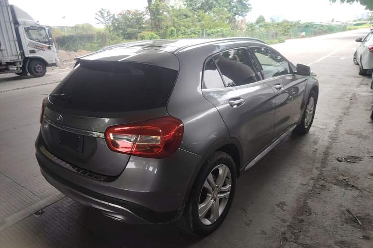 Used Mercedes-Benz GLA 2016 GLA 200 Sport Edition Rear Right 45 Deg