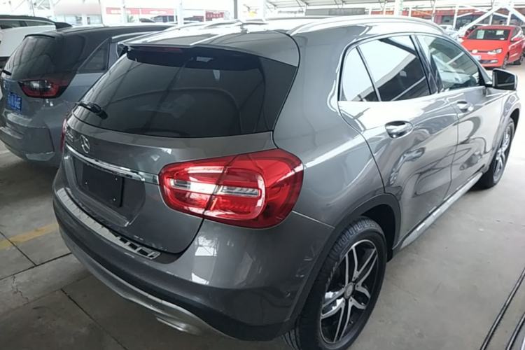 Used Mercedes-Benz GLA 2016 GLA 200 Fashion Model Rear Right 45 Deg