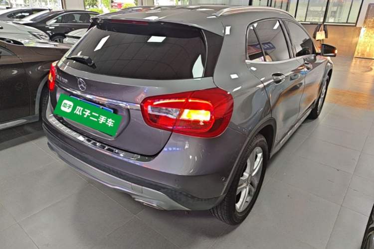 Used Mercedes-Benz GLA 2016 GLA 200 Sport Edition Rear Right 45 Deg
