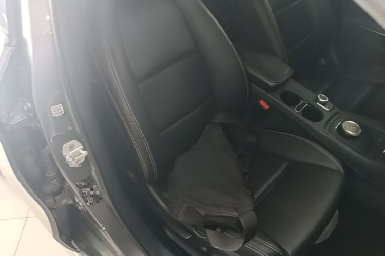 Used Mercedes-Benz GLA 2016 GLA 200 Fashion Model Right Front Seat