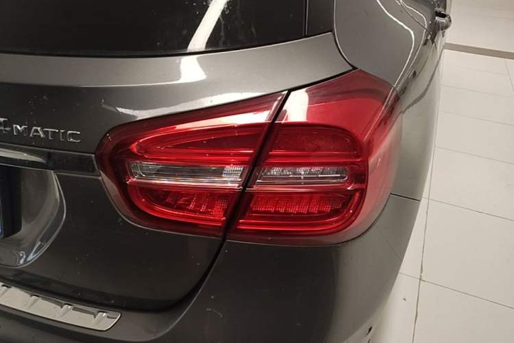 Used Mercedes-Benz GLA 2016 GLA 220 4MATIC Fashion Edition Right Rear Taillight