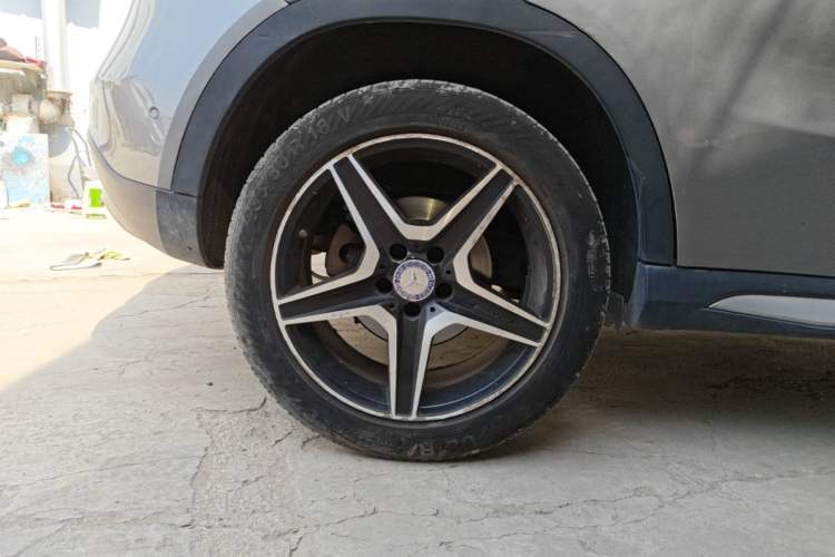 Used Mercedes-Benz GLA 2016 GLA 200 Sport Edition Right Rear Wheel Hub