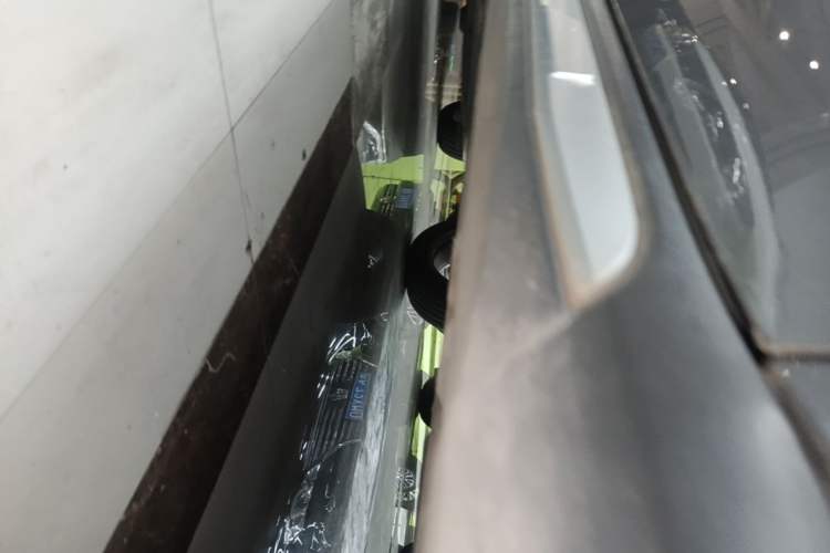 Used Mercedes-Benz GLA 2016 GLA 200 Sport Edition Right Side Sill