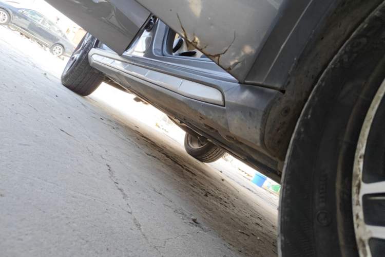 Used Mercedes-Benz GLA 2016 GLA 200 Sport Edition Right Side Sill