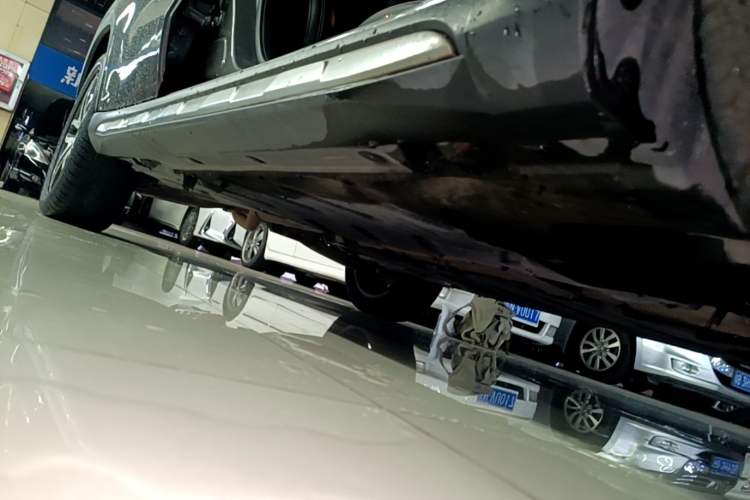 Used Mercedes-Benz GLA 2016 GLA 220 4MATIC Fashion Edition Right Side Sill