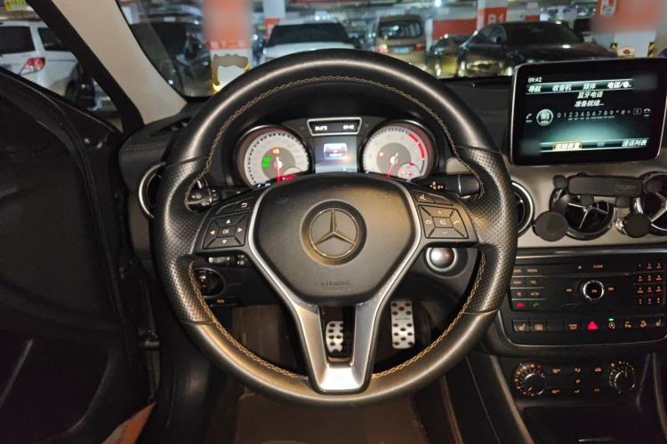 Used Mercedes-Benz GLA 2016 GLA 220 4MATIC Fashion Edition Steering Wheel