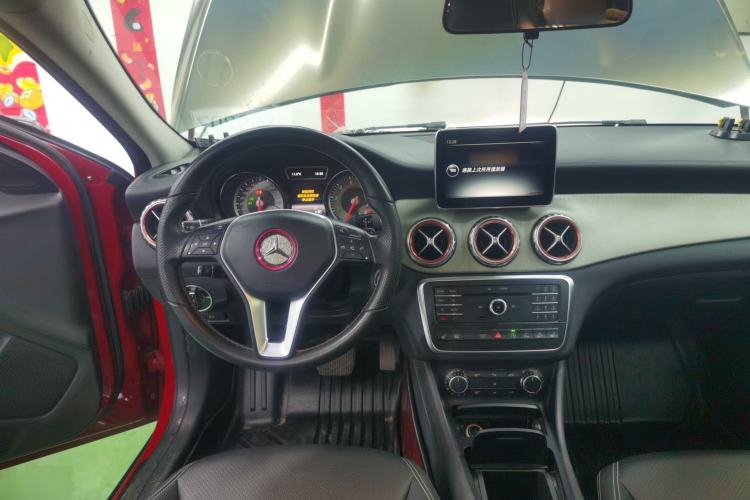 Used Mercedes-Benz GLA 2016 GLA 220 4MATIC Fashion Edition Steering Wheel