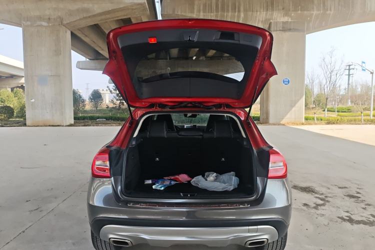 Used Mercedes-Benz GLA 2016 GLA 200 Sport Edition Trunk