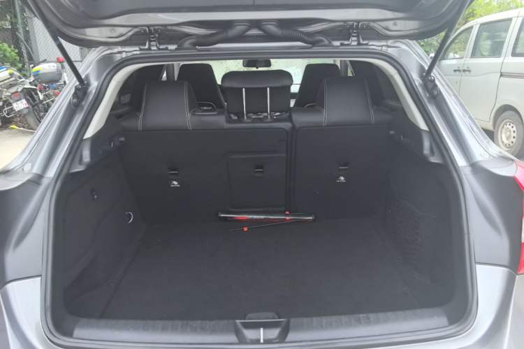 Used Mercedes-Benz GLA 2016 GLA 200 Sport Edition Trunk