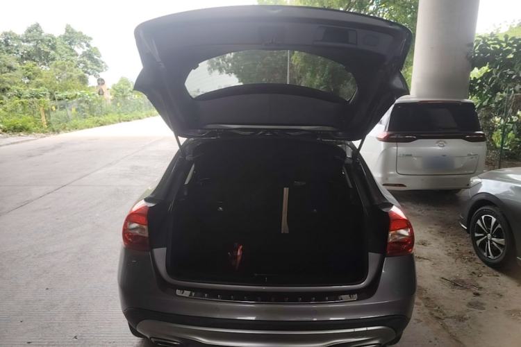 Used Mercedes-Benz GLA 2016 GLA 200 Sport Edition Trunk