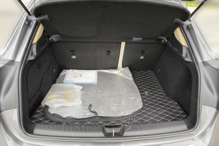 Used Mercedes-Benz GLA 2016 GLA 200 Sport Edition Trunk