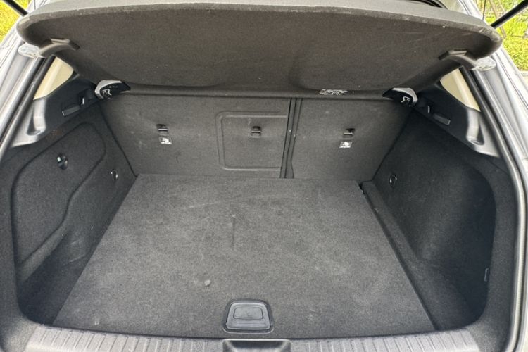 Used Mercedes-Benz GLA 2016 GLA 200 Fashion Model Trunk