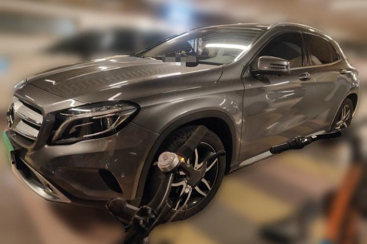 Used Mercedes-Benz GLA 2016 GLA 200 Fashion Model Guazi used car, China used car export, Used car for sale, Used cars, Cheapest cars for sale