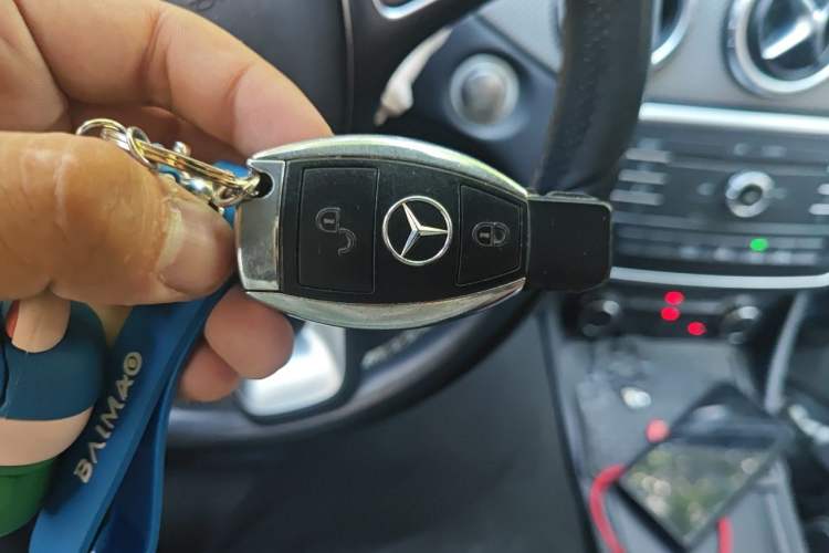 Used Mercedes-Benz GLA 2016 GLA 200 Fashion Model Vehicle Key