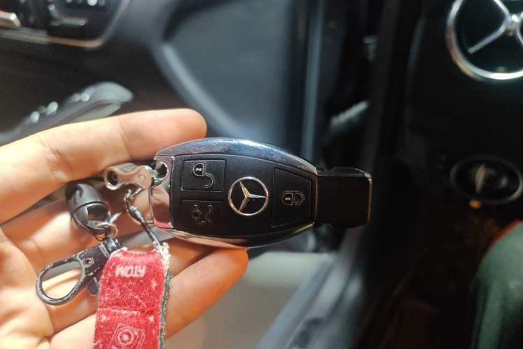Used Mercedes-Benz GLA 2016 GLA 220 4MATIC Luxury Model Vehicle Key