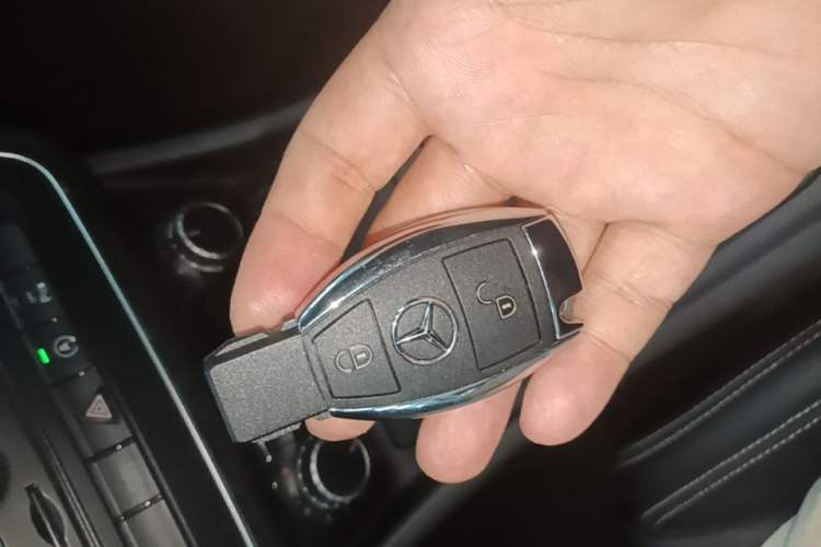 Used Mercedes-Benz GLA 2016 GLA 200 Fashion Model Vehicle Key