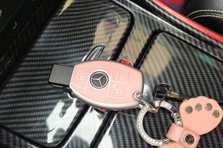 Used Mercedes-Benz GLA 2016 GLA 220 4MATIC Luxury Model Vehicle Key