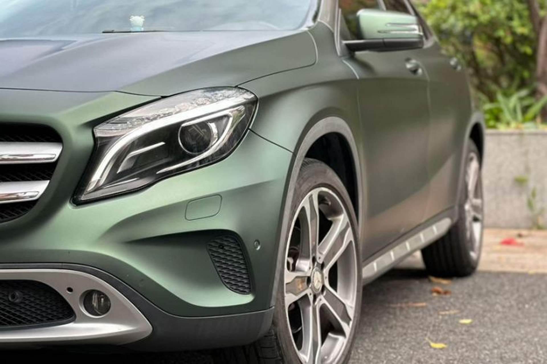 Used Mercedes-Benz GLA 2016 GLA 220 4MATIC Luxury Model Exterior 2