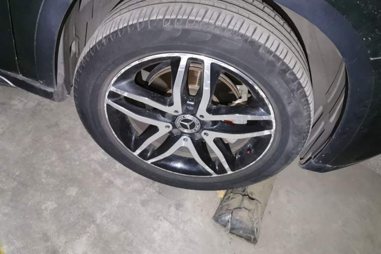 Used Mercedes-Benz GLA 2016 GLA 200 Fashion Model Right Front Wheel Hub