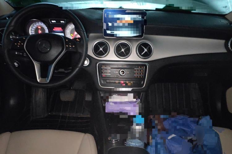 Used Mercedes-Benz GLA 2016 GLA 200 Fashion Model Center Console