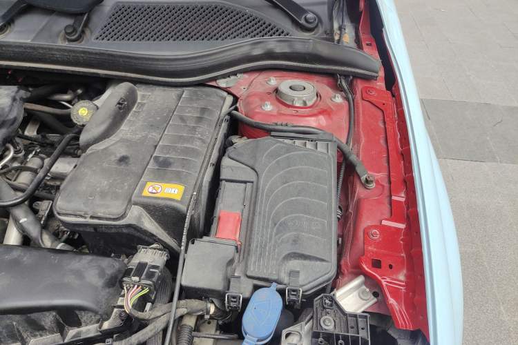 Used Mercedes-Benz GLA 2016 GLA 200 Sport Edition Engine Bay Left