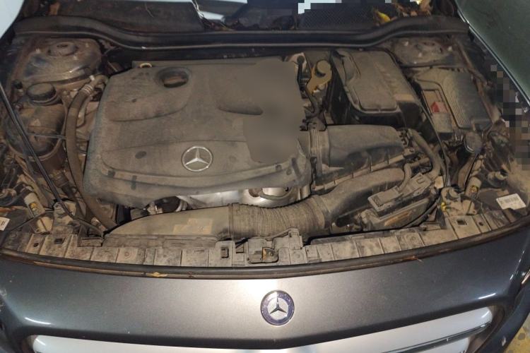 Used Mercedes-Benz GLA 2016 GLA 200 Fashion Model Engine Bay