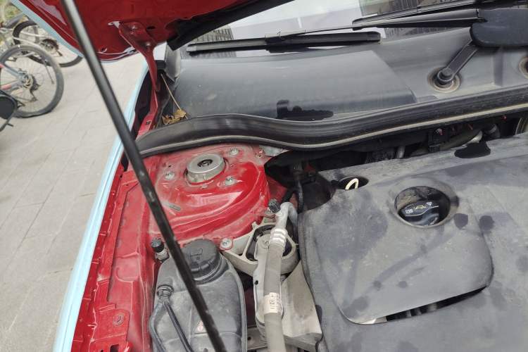 Used Mercedes-Benz GLA 2016 GLA 200 Sport Edition Engine Bay Right