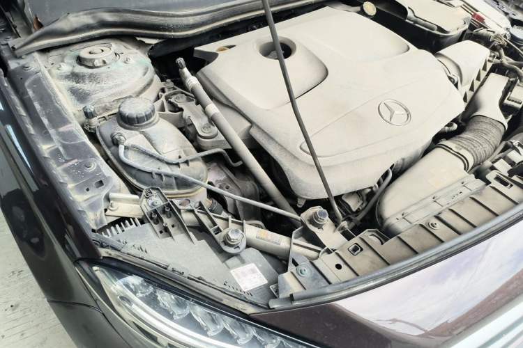Used Mercedes-Benz GLA 2016 GLA 220 4MATIC Fashion Edition Engine Bay Right