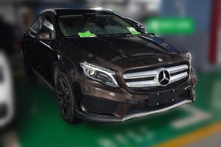Used Mercedes-Benz GLA 2016 GLA 200 Fashion Model Front Right 45 Deg