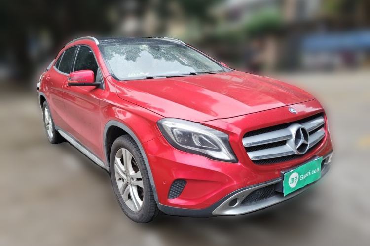 Used Mercedes-Benz GLA 2016 GLA 200 Sport Edition Front Right 45 Deg
