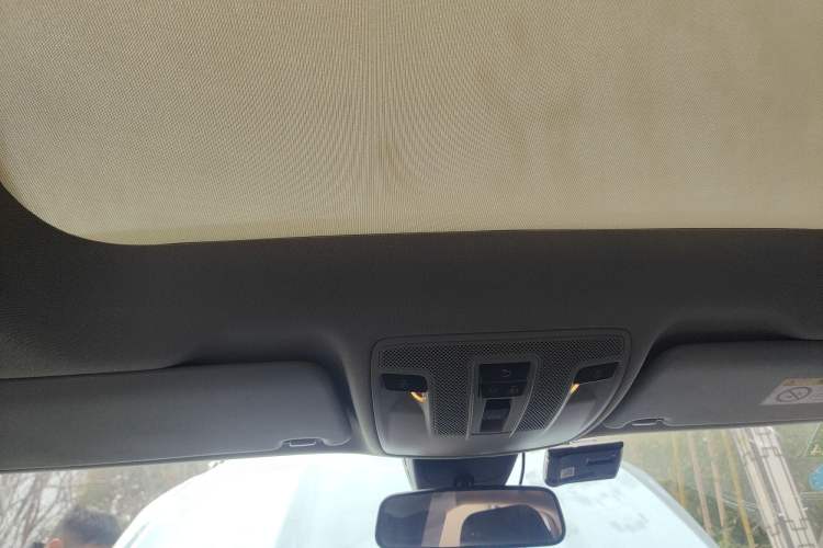 Used Mercedes-Benz GLA 2016 GLA 200 Sport Edition Headliner