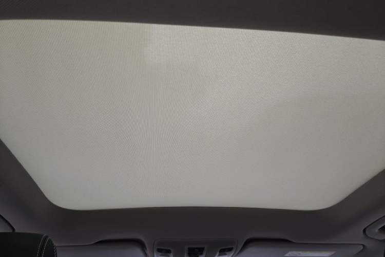 Used Mercedes-Benz GLA 2016 GLA 200 Sport Edition Headliner