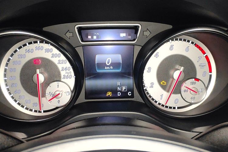 Used Mercedes-Benz GLA 2016 GLA 200 Fashion Model Instrument Cluster