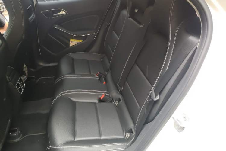 Used Mercedes-Benz GLA 2016 GLA 200 Sport Edition Left Rear Seat