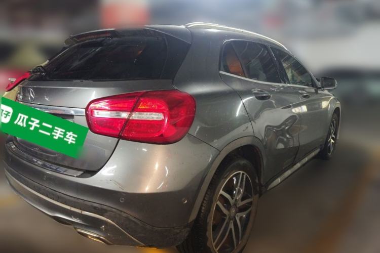 Used Mercedes-Benz GLA 2016 GLA 200 Fashion Model Rear Right 45 Deg