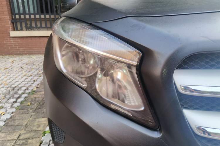 Used Mercedes-Benz GLA 2016 GLA 200 Sport Edition Right Front Headlight
