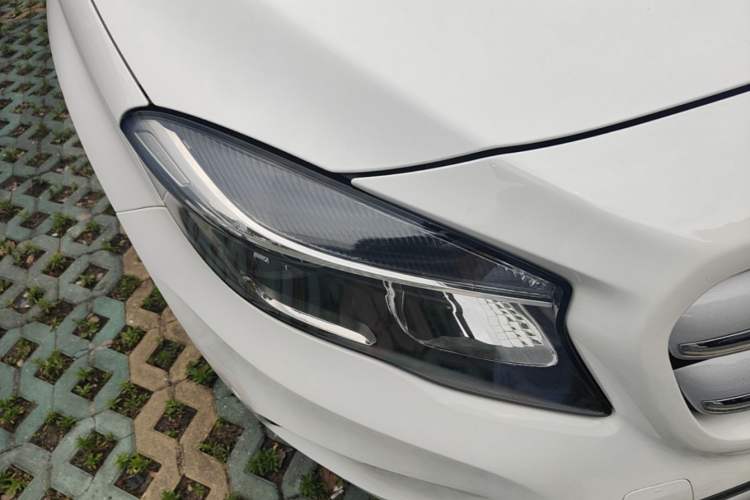 Used Mercedes-Benz GLA 2016 GLA 200 Sport Edition Right Front Headlight