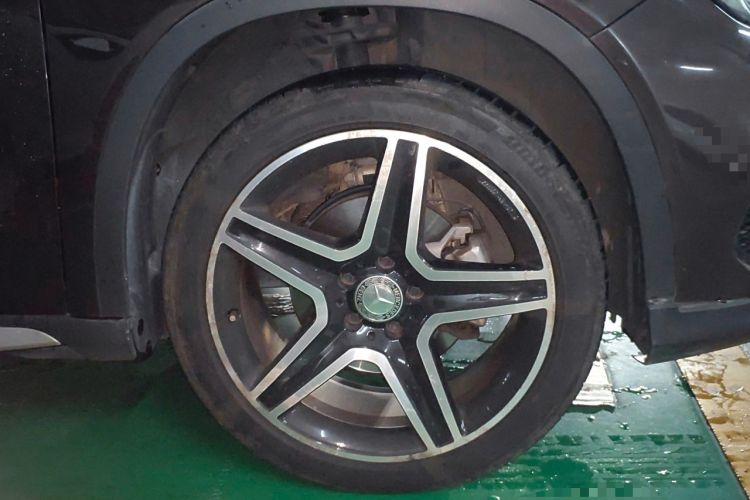 Used Mercedes-Benz GLA 2016 GLA 200 Fashion Model Right Front Wheel Hub