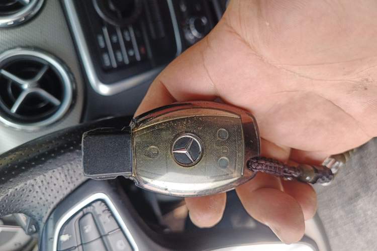 Used Mercedes-Benz GLA 2016 GLA 200 Sport Edition Vehicle Key