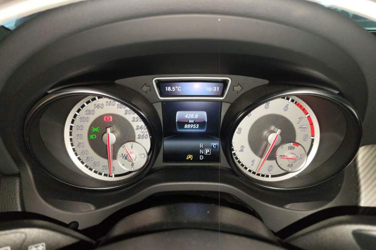 Used Mercedes-Benz GLA 2016 GLA 200 Fashion Model Instrument Cluster