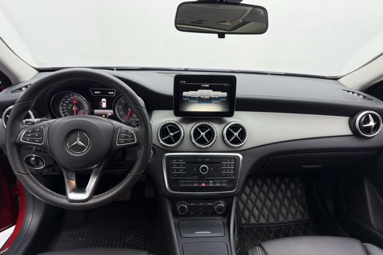 Used Mercedes-Benz GLA 2016 GLA 200 Fashion Model Interior 3