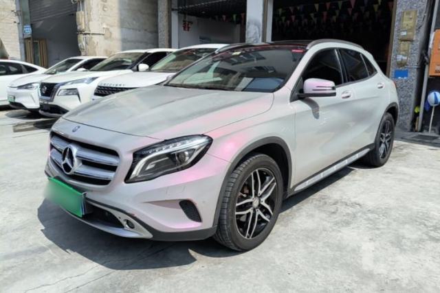Mercedes-Benz GLA 2016 GLA 200 Fashion Model usata