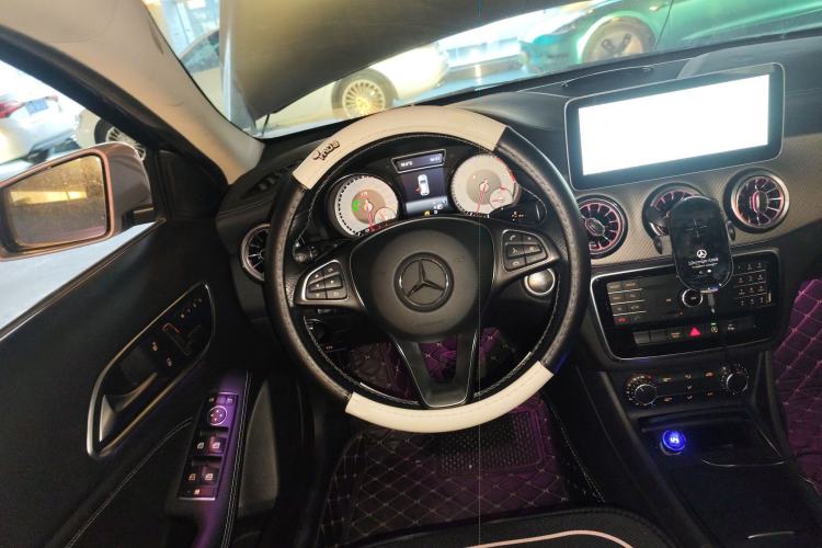 Used Mercedes-Benz GLA 2016 GLA 200 Fashion Model Steering Wheel